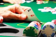 Api trò chơi poker là gì?